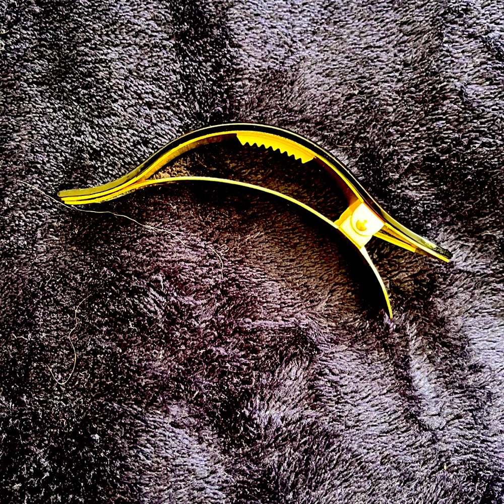 Ficcari hair clip